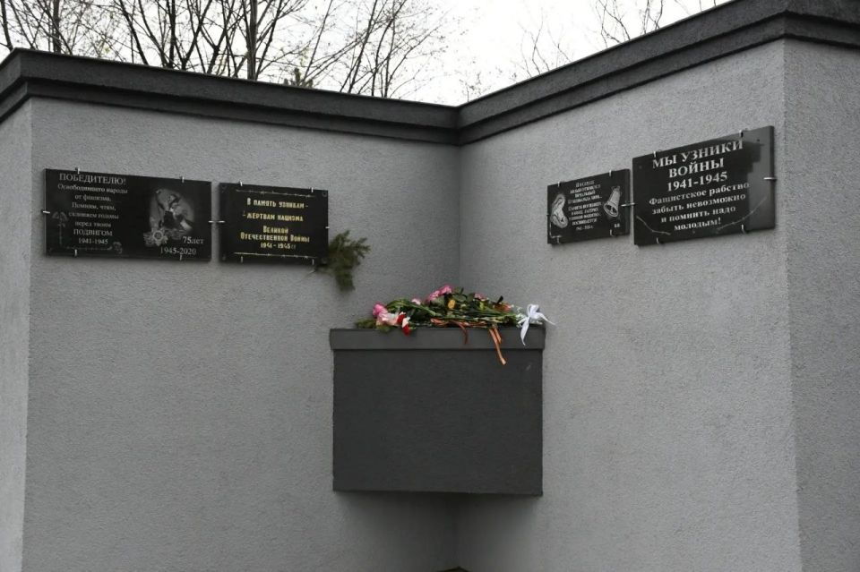 Александр Шатов: В Кировском состоялась памятная церемония возложения цветов Александр Шатов: В Кировском состоялась памятная церемония возложения цветов