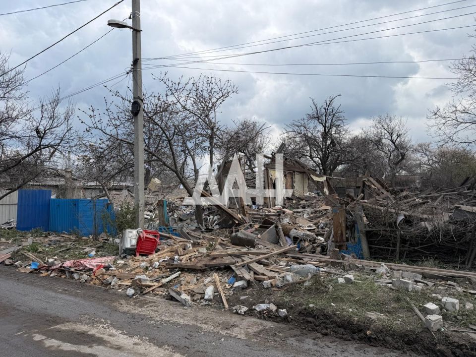 Последствия атаки украинских БПЛА на Ясиноватую Последствия атаки украинских БПЛА на Ясиноватую