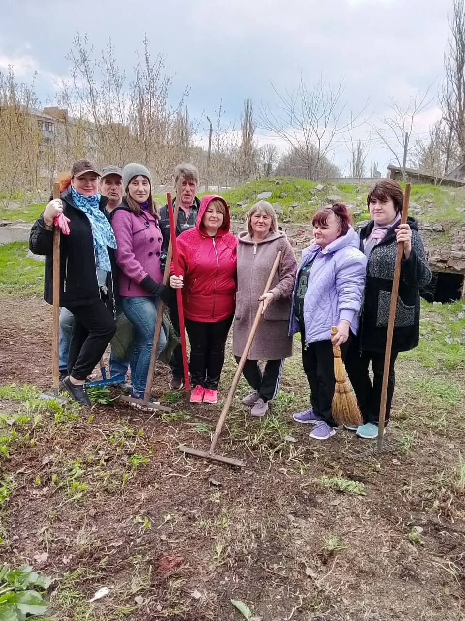 Денис Зубов: По поручению Главы ДНР Дениса Пушилина по всей Республике продолжается двухмесячник (субботников) по благоустройству территорий в рамках акции «Зеленый Донбасс» Денис Зубов: По поручению Главы ДНР Дениса Пушилина по всей Республике продолжается двухмесячник (субботников) по благоустройству территорий в рамках акции «Зеленый Донбасс»