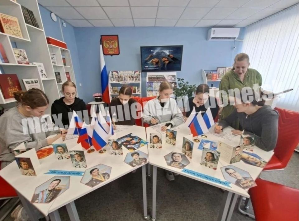 Алексей Кулемзин: В рамках объявленной Президентом России Недели космоса учреждения культуры Донецка подготовили для детей и взрослых насыщенную программу, посвящённую Дню космонавтики Алексей Кулемзин: В рамках объявленной Президентом России Недели космоса учреждения культуры Донецка подготовили для детей и взрослых насыщенную программу, посвящённую Дню космонавтики