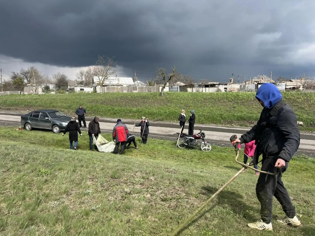 Василий Овчаров: На общереспубликанском субботнике жители муниципалитета проявили единство и заботу о своём округе Василий Овчаров: На общереспубликанском субботнике жители муниципалитета проявили единство и заботу о своём округе