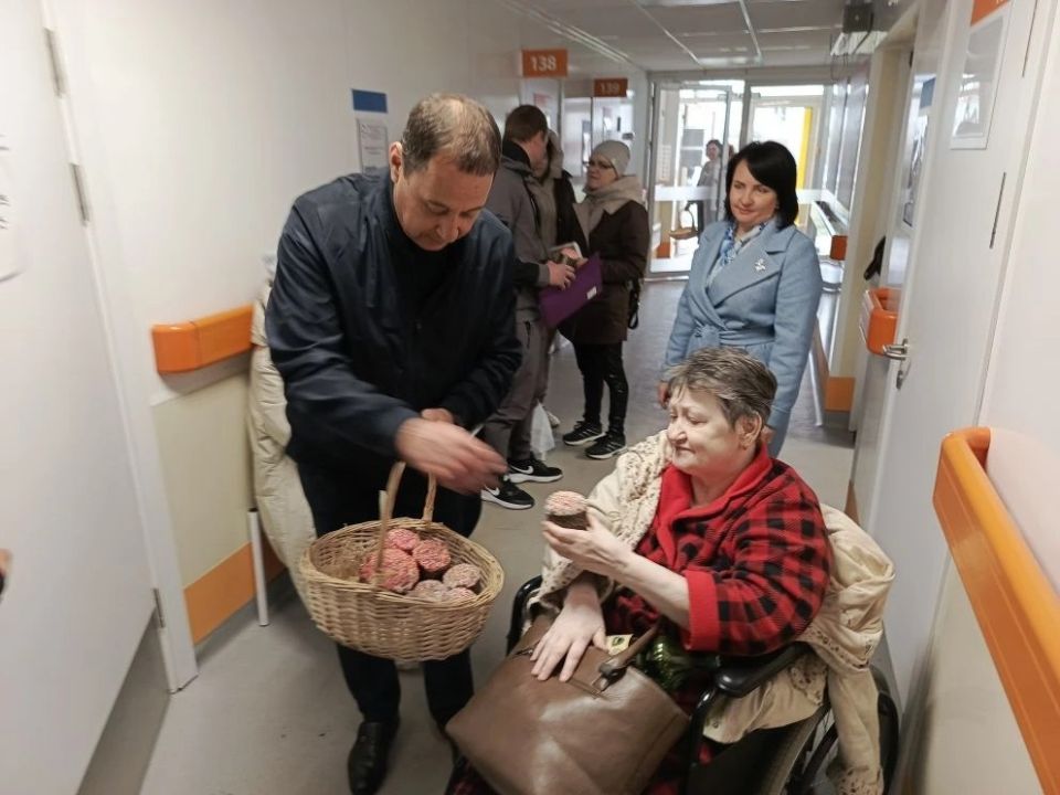 Константин Зинченко: Светлая седмица: благодарность тем, кто защищает и тем, кто помогает исцеляться Константин Зинченко: Светлая седмица: благодарность тем, кто защищает и тем, кто помогает исцеляться