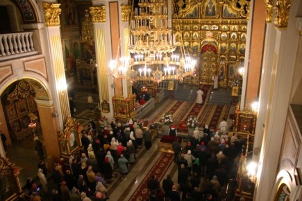 Андрей Чертков: Дорогие друзья, поздравляю вас со Светлым праздником Пасхи!