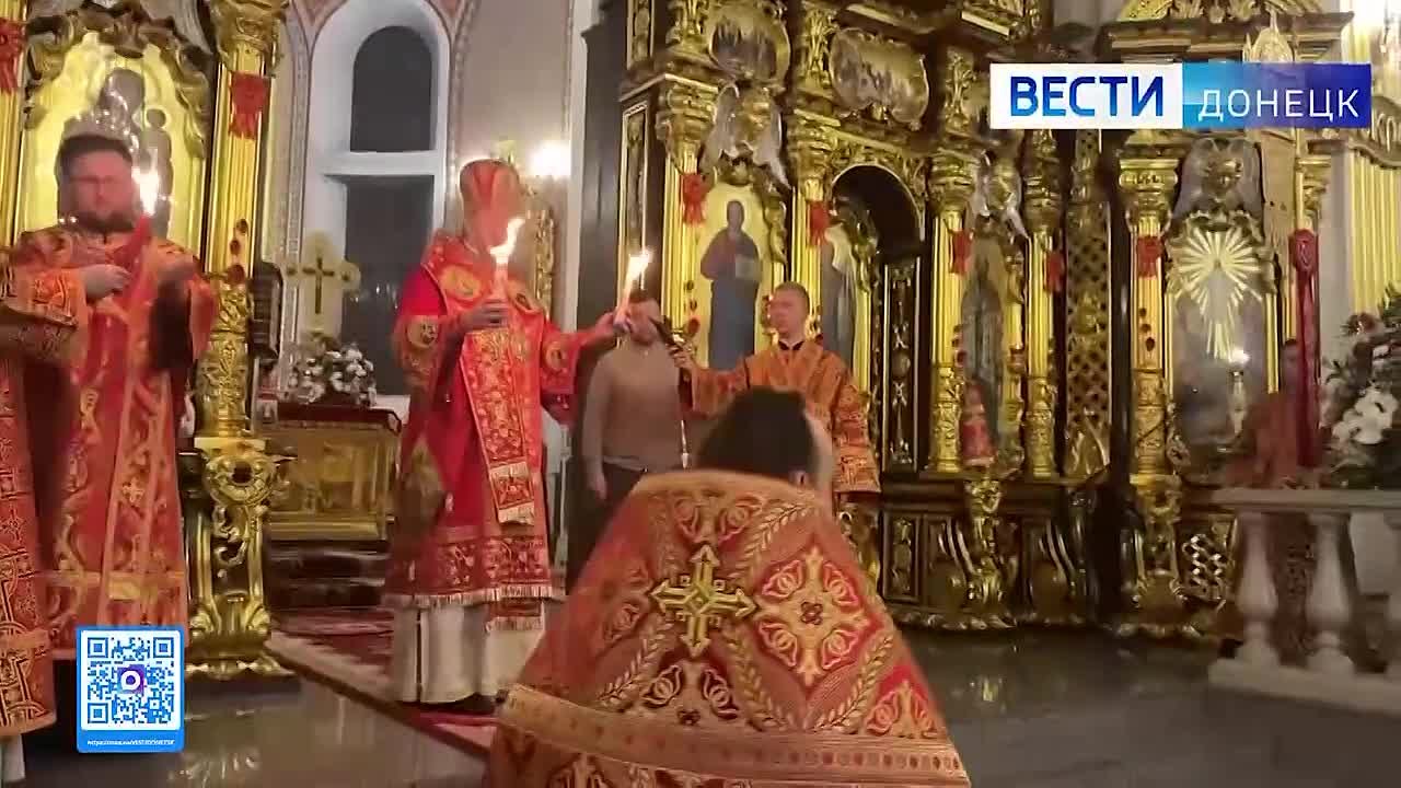 Свет Благодатного огня в сердце Донбасса — городе Донецке