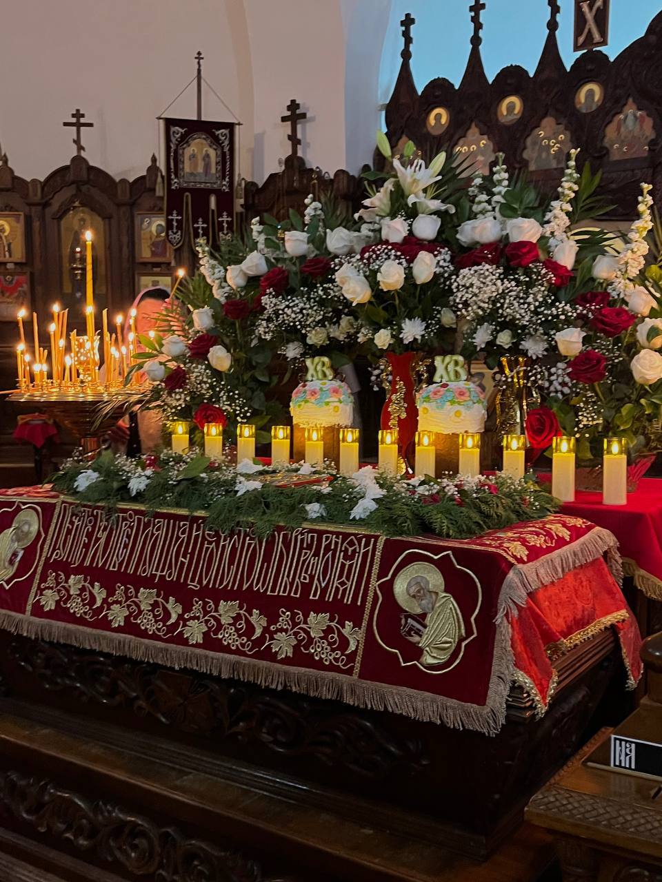 С ВЕРОЙ В СЕРДЦЕ. Юнармеец отряда ВПК «Пламя» штаба местного отделения городского округа Харцызска СШ № 4 Мокровуз Виктория приняла участие в акции «С верой в сердце», а именно встретила Пасху в храме С ВЕРОЙ В СЕРДЦЕ. Юнармеец отряда ВПК «Пламя» штаба местного отделения городского округа Харцызска СШ № 4 Мокровуз Виктория приняла участие в акции «С верой в сердце», а именно встретила Пасху в храме