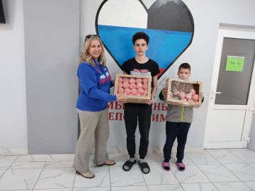 Молодёжка Горловки празднует Светлое Христово Воскресенье