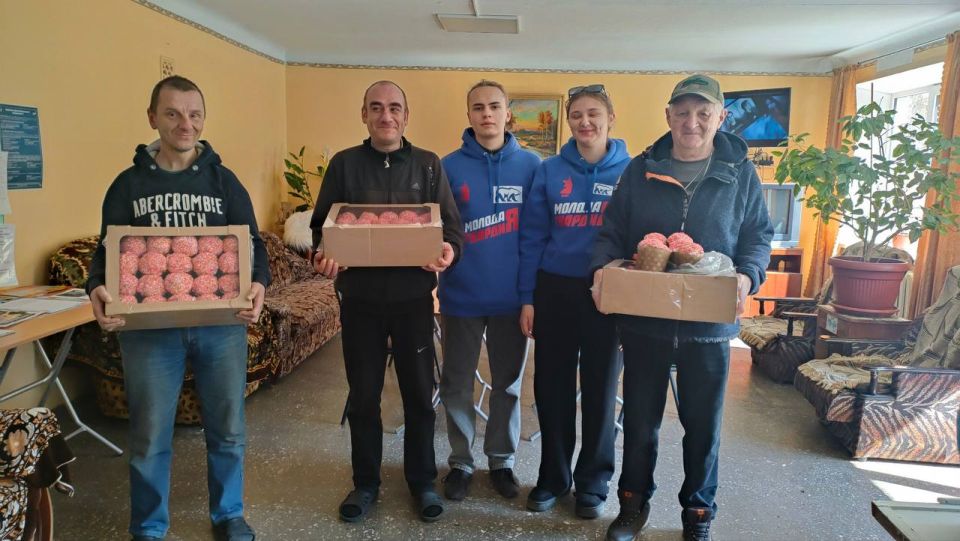 Молодёжка Горловки празднует Светлое Христово Воскресенье Молодёжка Горловки празднует Светлое Христово Воскресенье