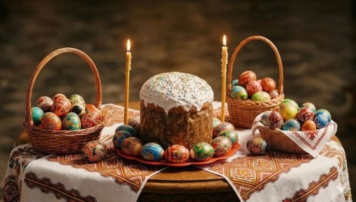 Константин Зинченко: Дорогие жители округа! От всей души поздравляю вас со светлым Христовым Воскресением!