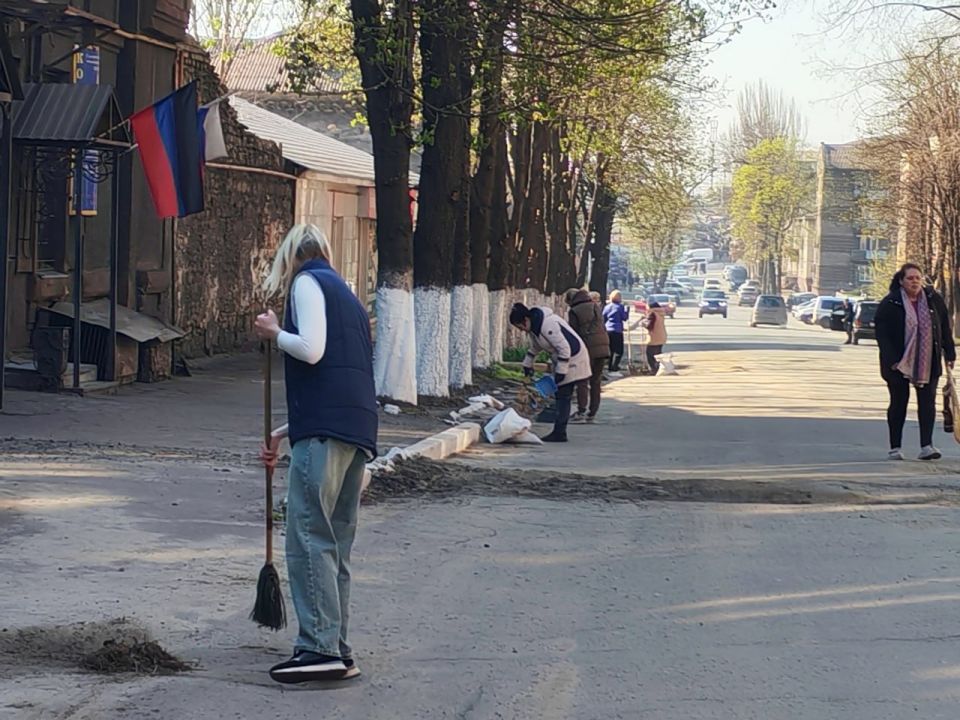 Общими усилиями к чистому городу Общими усилиями к чистому городу