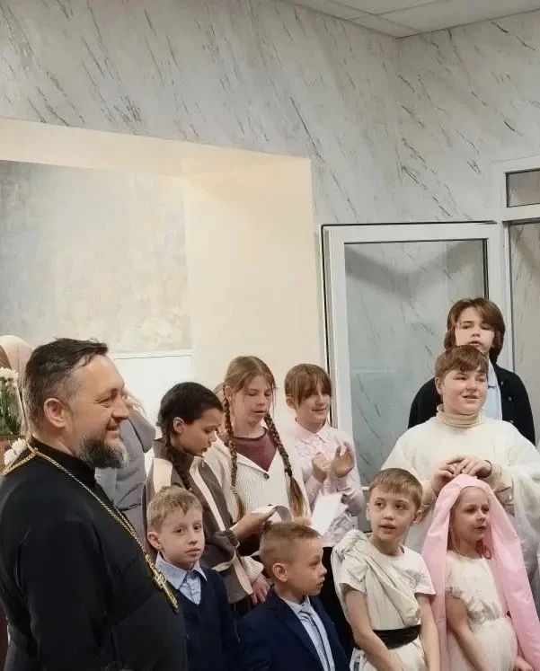 В воскресной школе "Росток", при Свято-Владимирском храме города Ясиноватая, прошел утренник, посвященный главному христианскому празднику Пасхе В воскресной школе "Росток", при Свято-Владимирском храме города Ясиноватая, прошел утренник, посвященный главному христианскому празднику Пасхе
