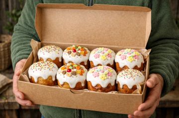 Генераторы и куличи привезли волонтеры в авдеевский храм