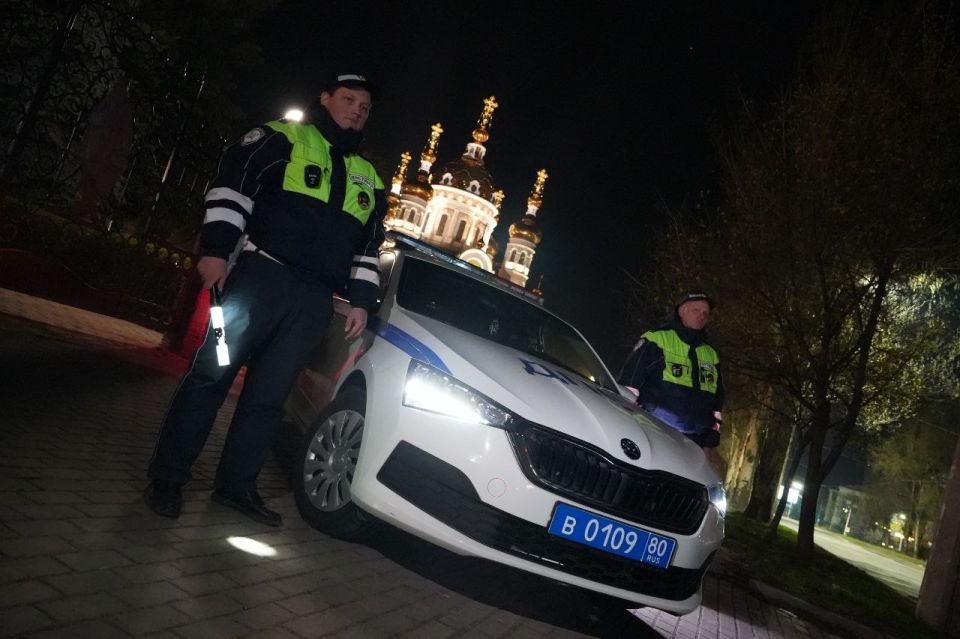 Правоохранители обеспечили охрану общественного порядка во время пасхальных богослужений Правоохранители обеспечили охрану общественного порядка во время пасхальных богослужений