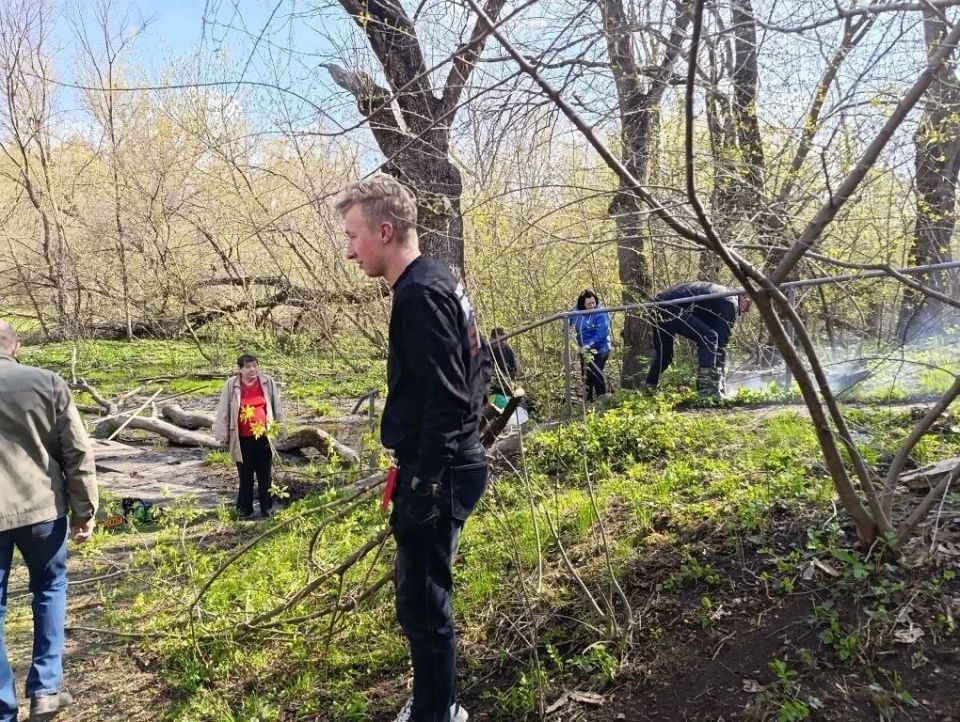 Евгений Поплавский: В минувшую субботу наш округ принял активное участие в общереспубликанском субботнике Евгений Поплавский: В минувшую субботу наш округ принял активное участие в общереспубликанском субботнике