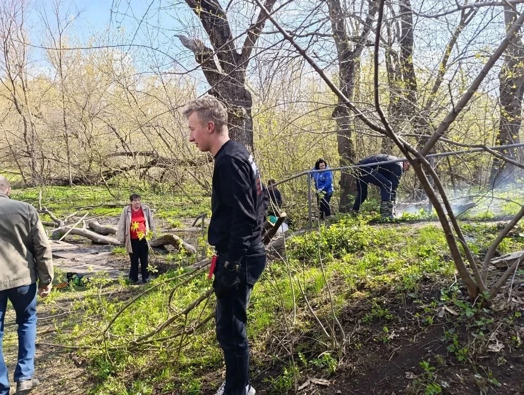 Евгений Поплавский: В минувшую субботу наш округ принял активное участие в общереспубликанском субботнике Евгений Поплавский: В минувшую субботу наш округ принял активное участие в общереспубликанском субботнике