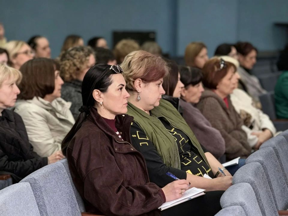 Сегодня состоялась продуктивная встреча с руководителем РИК Донецкого регионального отделения партии "Единая Россия" Алексеем Валентиновичем Муратовым Сегодня состоялась продуктивная встреча с руководителем РИК Донецкого регионального отделения партии "Единая Россия" Алексеем Валентиновичем Муратовым