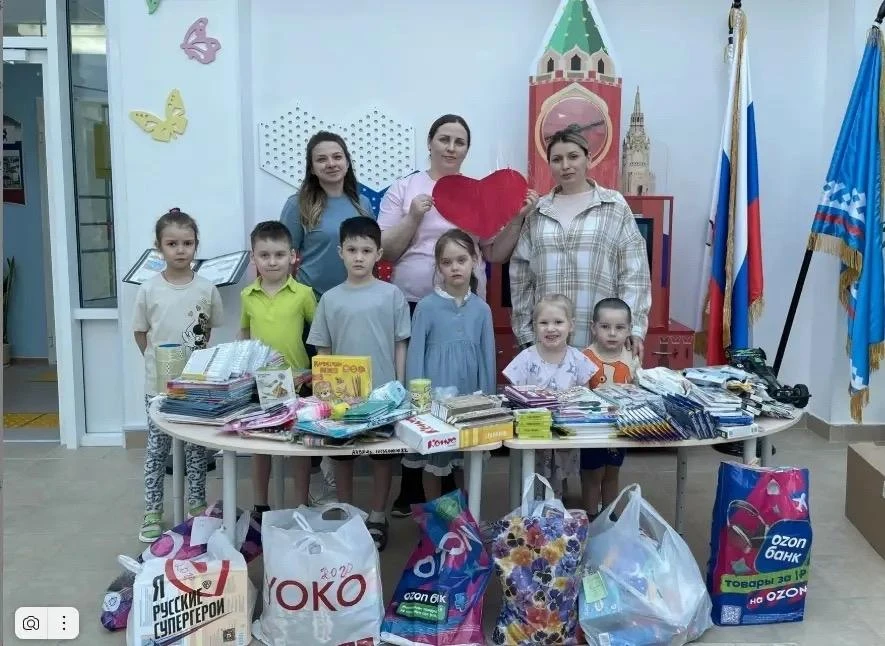 Образовательные учреждения Салехарда (ЯНАО) присоединились к сбору гумпомощи для Волновахи