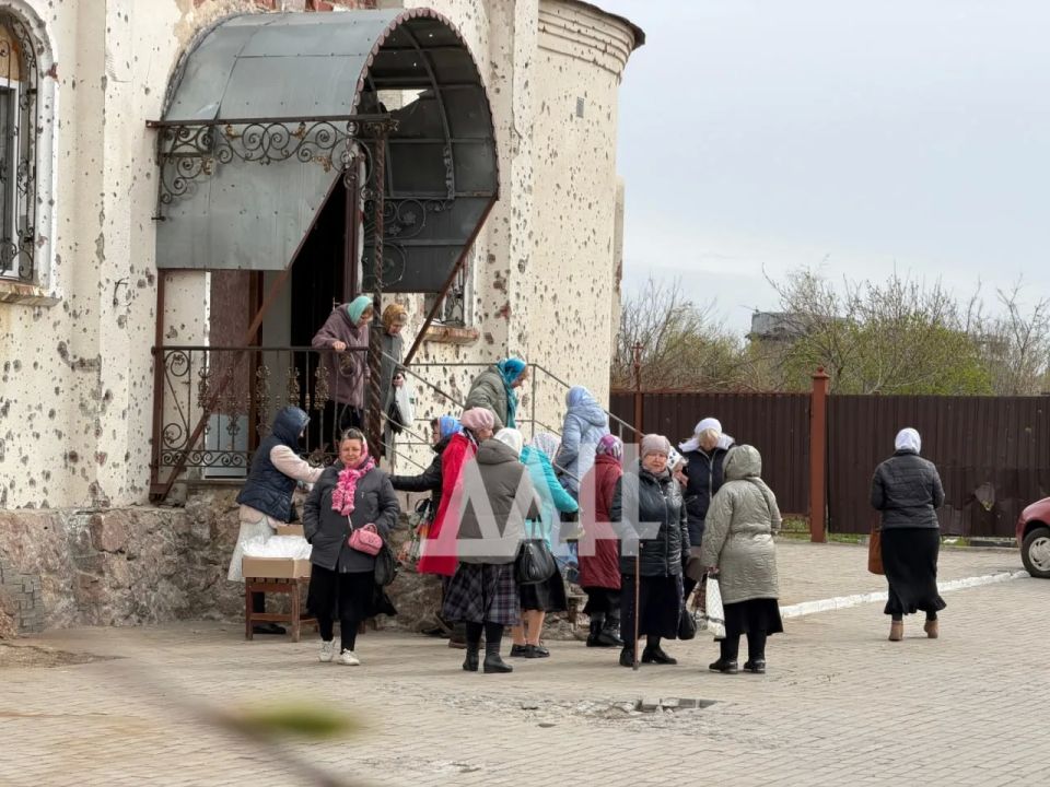 ФОТО: В донецком монастыре отпраздновали день Иверской иконы Божьей матери ФОТО: В донецком монастыре отпраздновали день Иверской иконы Божьей матери