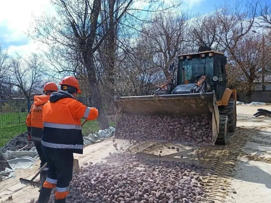 Ленобласть продолжает строительство спортивной инфраструктуры в школе-интернате № 2 в Енакиево Ленобласть продолжает строительство спортивной инфраструктуры в школе-интернате № 2 в Енакиево