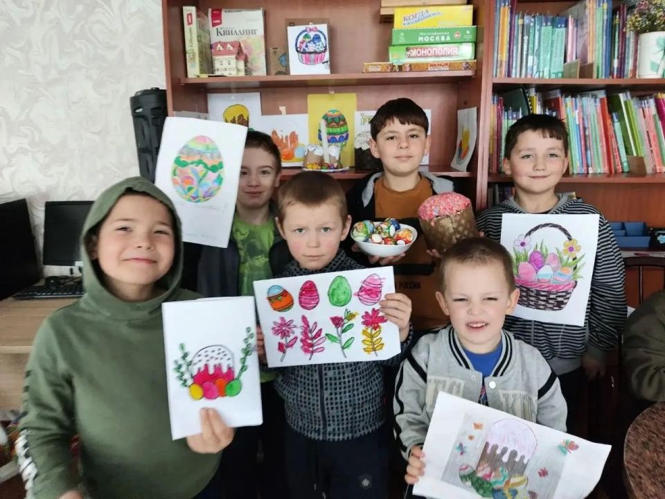 Пасхальное чудо своими руками сделали воспитанники социально-реабилитационного центра Харцызска Пасхальное чудо своими руками сделали воспитанники социально-реабилитационного центра Харцызска
