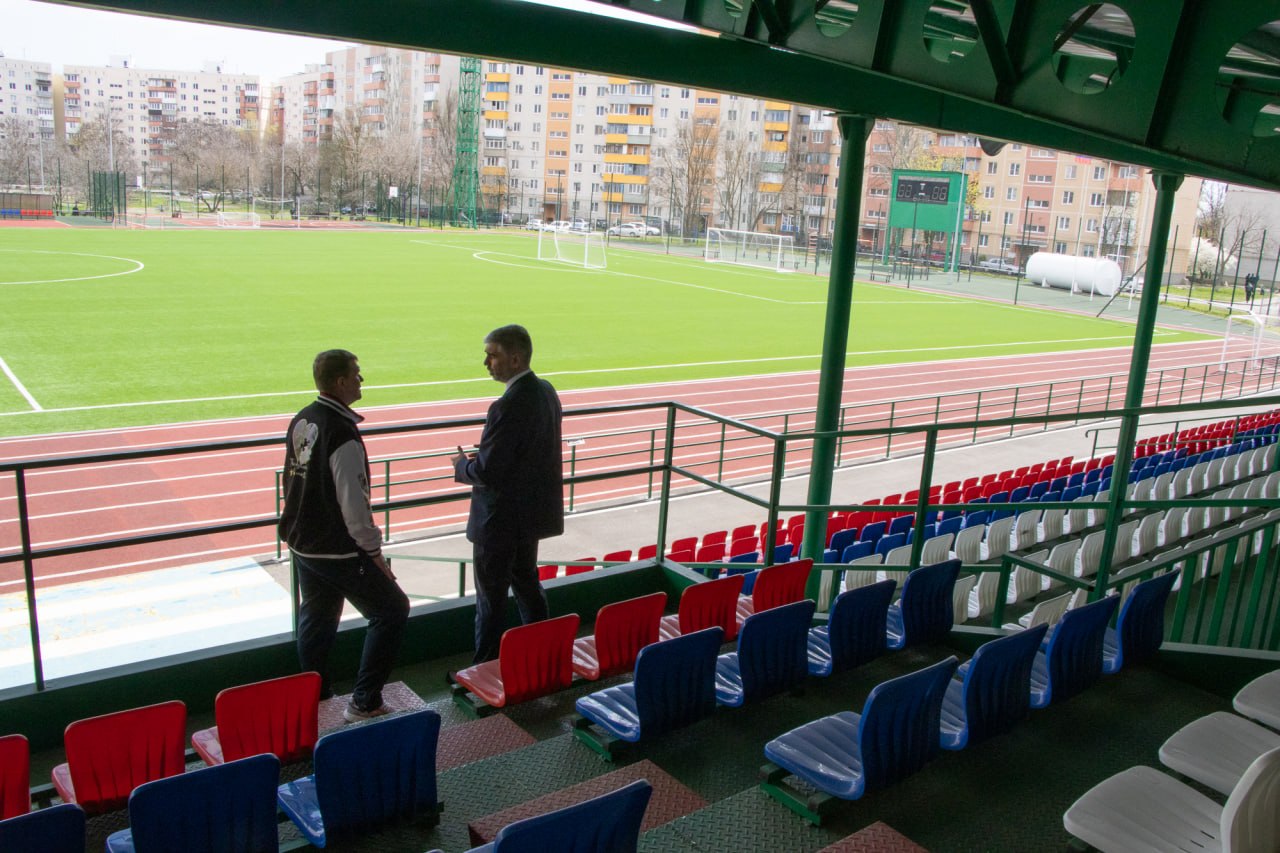 Алексей Дорофеев: Друзья, на днях удалось побывать на обновлённом стадионе «Западный» - и, скажу честно, впечатления остались сильные Алексей Дорофеев: Друзья, на днях удалось побывать на обновлённом стадионе «Западный» - и, скажу честно, впечатления остались сильные