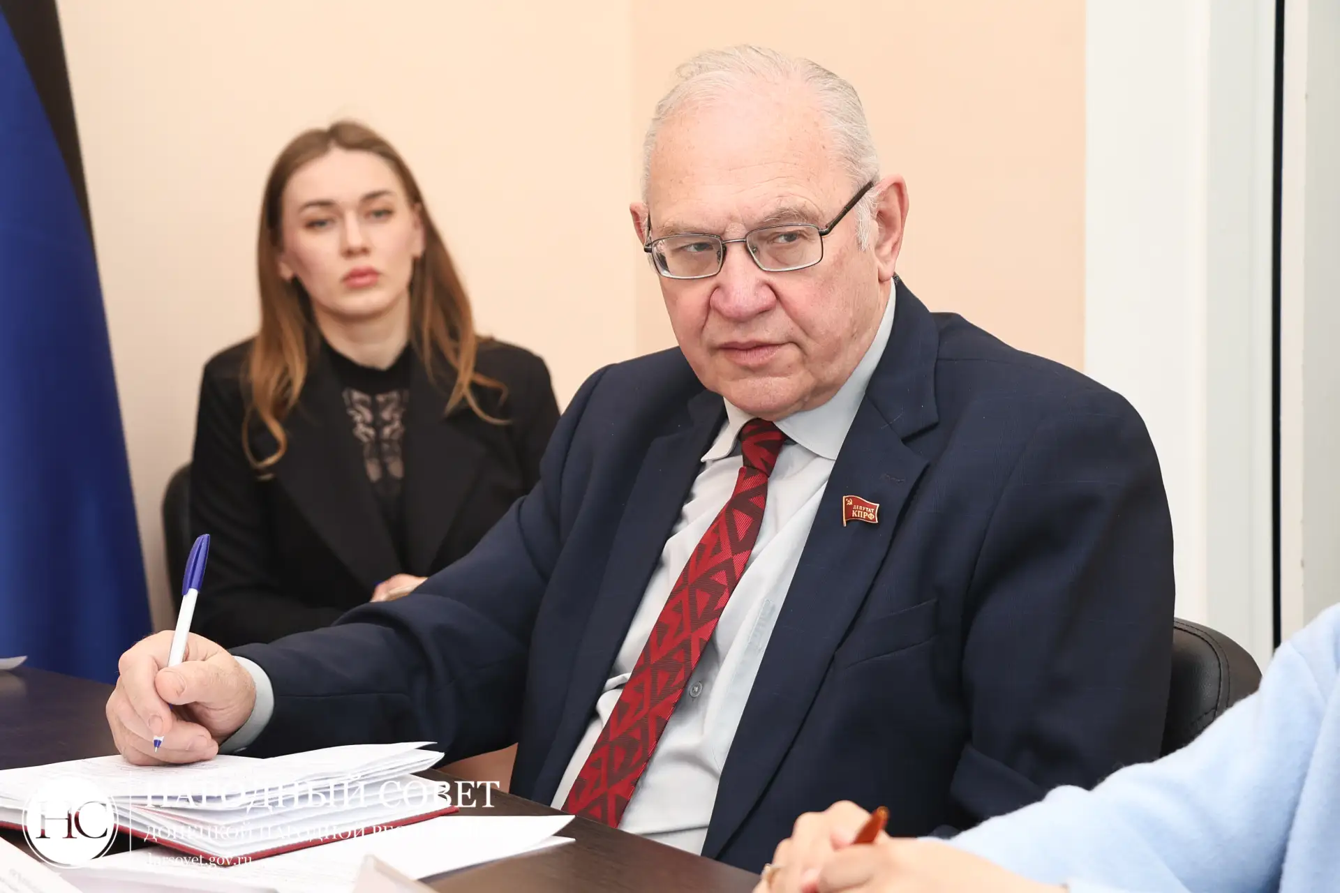 В Народном Совете обсудили вопросы почтового обслуживания жителей ДНР В Народном Совете обсудили вопросы почтового обслуживания жителей ДНР