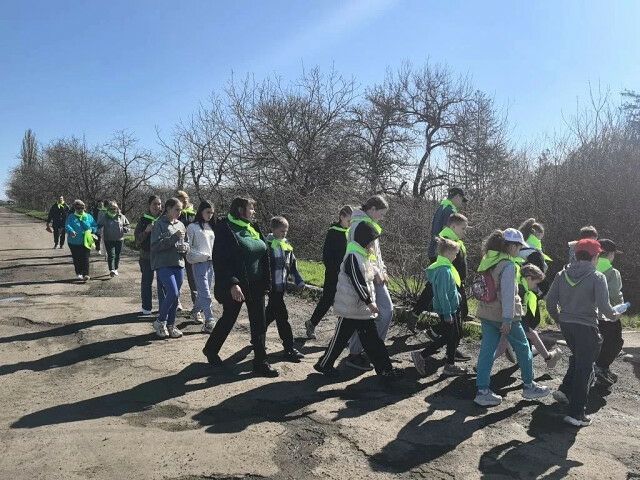 10 000 шагов к жизни. Спортсмены, учащиеся и жители Володарского муниципального округа присоединились к Всероссийской акции «10 000 шагов к жизни», посвященной Всемирному дню здоровья и Российской Неделе продвижения... 10 000 шагов к жизни. Спортсмены, учащиеся и жители Володарского муниципального округа присоединились к Всероссийской акции «10 000 шагов к жизни», посвященной Всемирному дню здоровья и Российской Неделе продвижения...