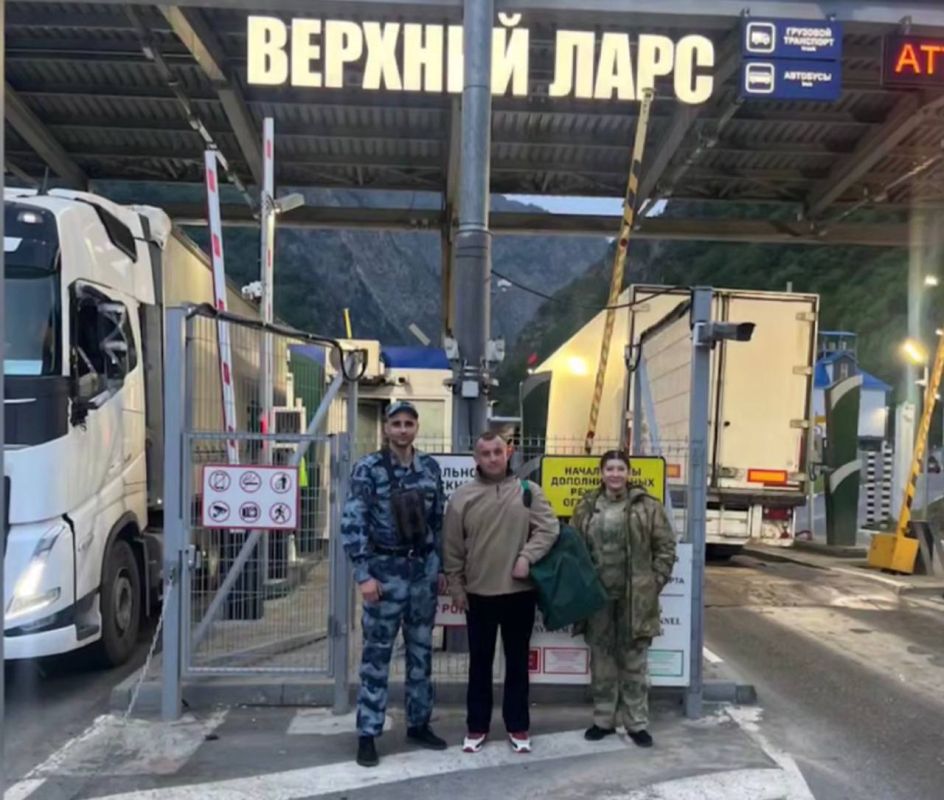 Из ДНР депортировали 28 мигрантов-преступников Из ДНР депортировали 28 мигрантов-преступников