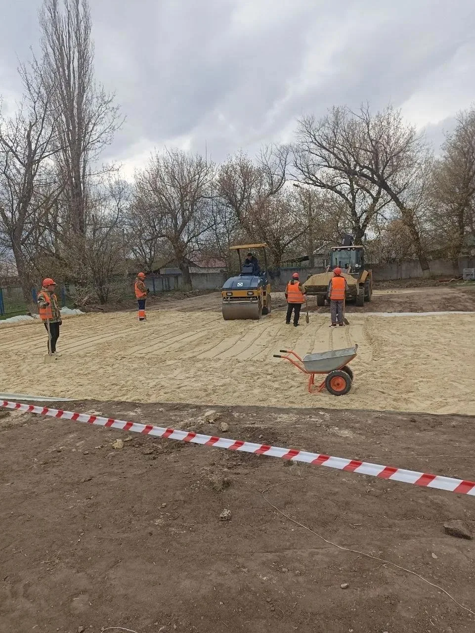 Ленобласть продолжает строительство спортивной инфраструктуры в школе-интернате № 2 в Енакиево Ленобласть продолжает строительство спортивной инфраструктуры в школе-интернате № 2 в Енакиево