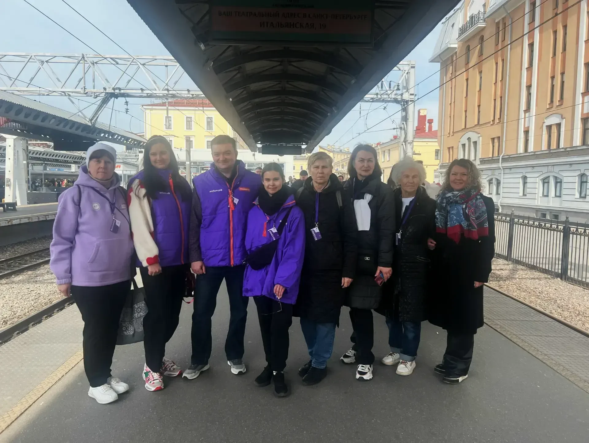 Ленобласть приняла на отдых 100 детей из Енакиево Ленобласть приняла на отдых 100 детей из Енакиево