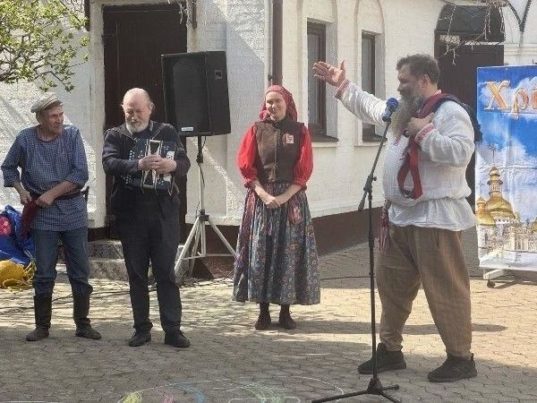 Светлый праздник Пасхи прошел в Докучаевске Светлый праздник Пасхи прошел в Докучаевске
