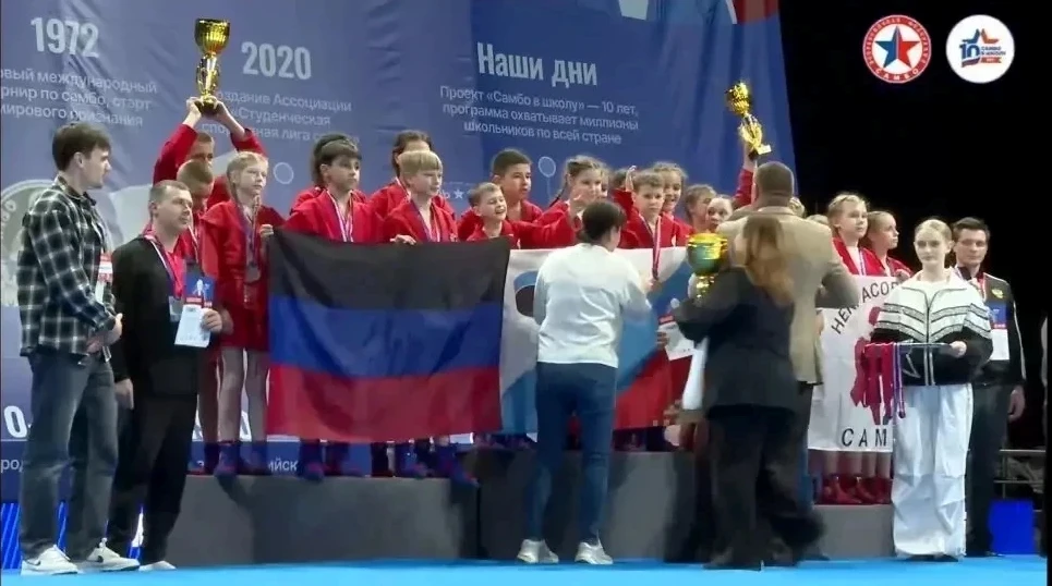 Шахтерские самбисты проявили себя в финале Всероссийских соревнований школьной лиги «Мир самбо» Шахтерские самбисты проявили себя в финале Всероссийских соревнований школьной лиги «Мир самбо»