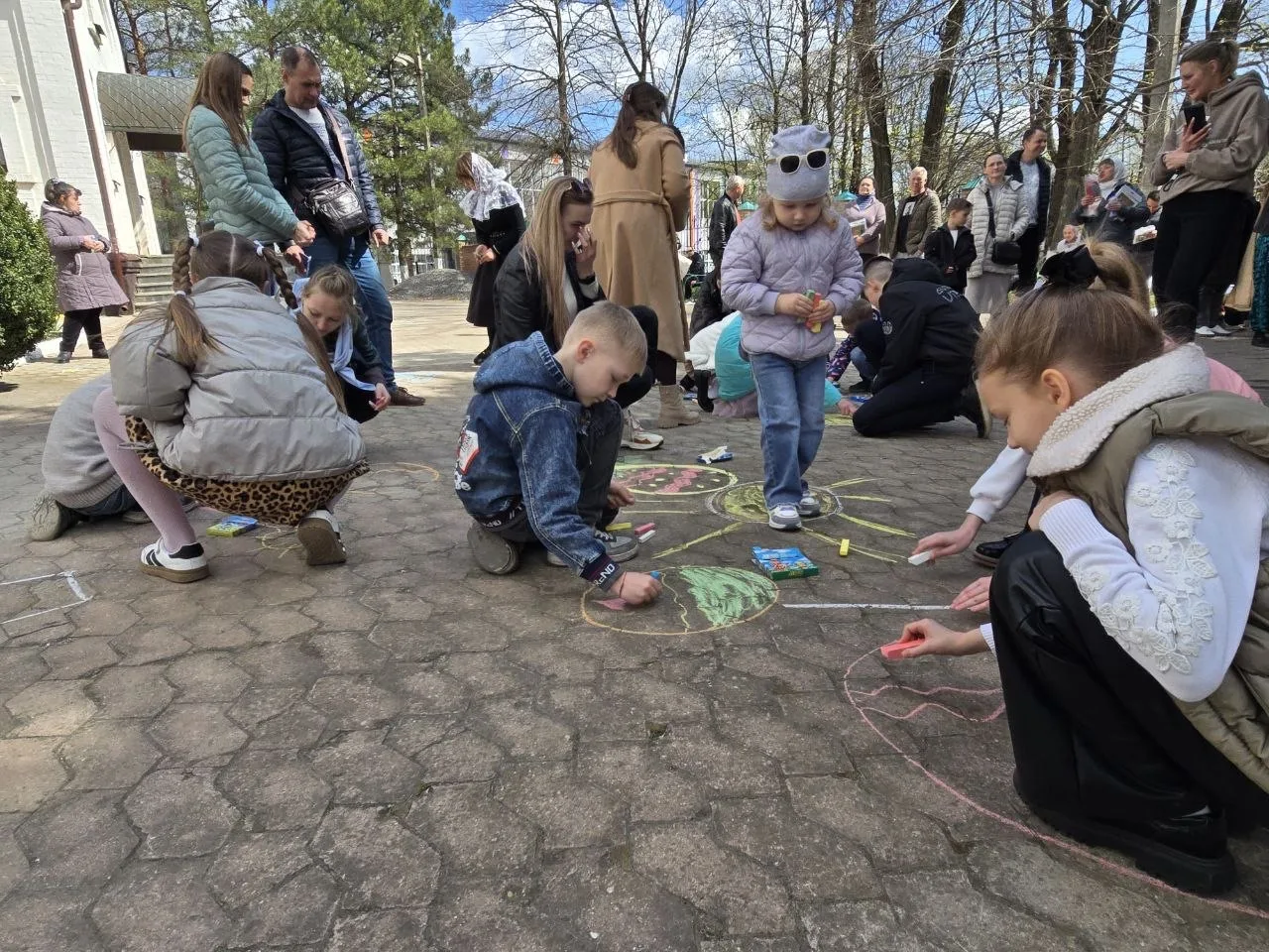 Светлый праздник Пасхи прошел в Докучаевске Светлый праздник Пасхи прошел в Докучаевске