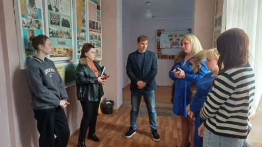 Начальник Марьяновского территориального отдела Администрации Старобешевского муниципального округа Николай Пефтиев провел встречу с трудовым коллективом ГБОУ «Придорожненская школа»