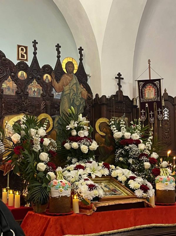 С ВЕРОЙ В СЕРДЦЕ. Юнармеец отряда ВПК «Пламя» штаба местного отделения городского округа Харцызска СШ № 4 Иващенко Мария приняла участие в акции «С верой в сердце», а именно встретила Пасху в храме С ВЕРОЙ В СЕРДЦЕ. Юнармеец отряда ВПК «Пламя» штаба местного отделения городского округа Харцызска СШ № 4 Иващенко Мария приняла участие в акции «С верой в сердце», а именно встретила Пасху в храме
