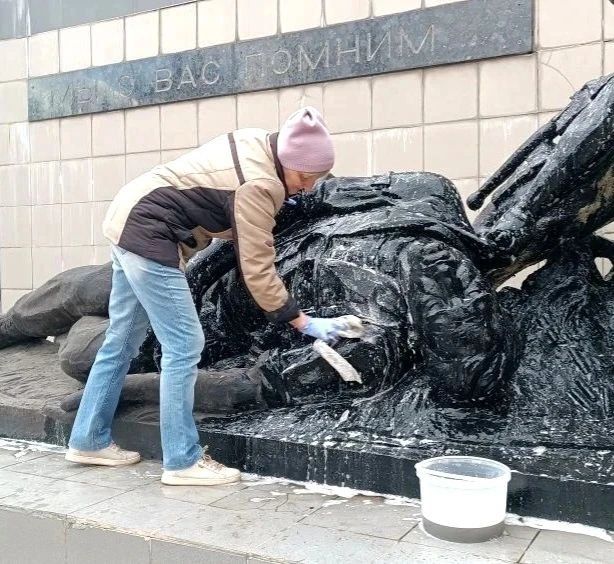 Дмитрий Огилец: Сегодня вместе с членами Макеевской городской организацией "Российский союз ветеранов Афганистана и специальных военных операций" принял участие в республиканском субботнике, объявленном Главой Донецкой... Дмитрий Огилец: Сегодня вместе с членами Макеевской городской организацией "Российский союз ветеранов Афганистана и специальных военных операций" принял участие в республиканском субботнике, объявленном Главой Донецкой...