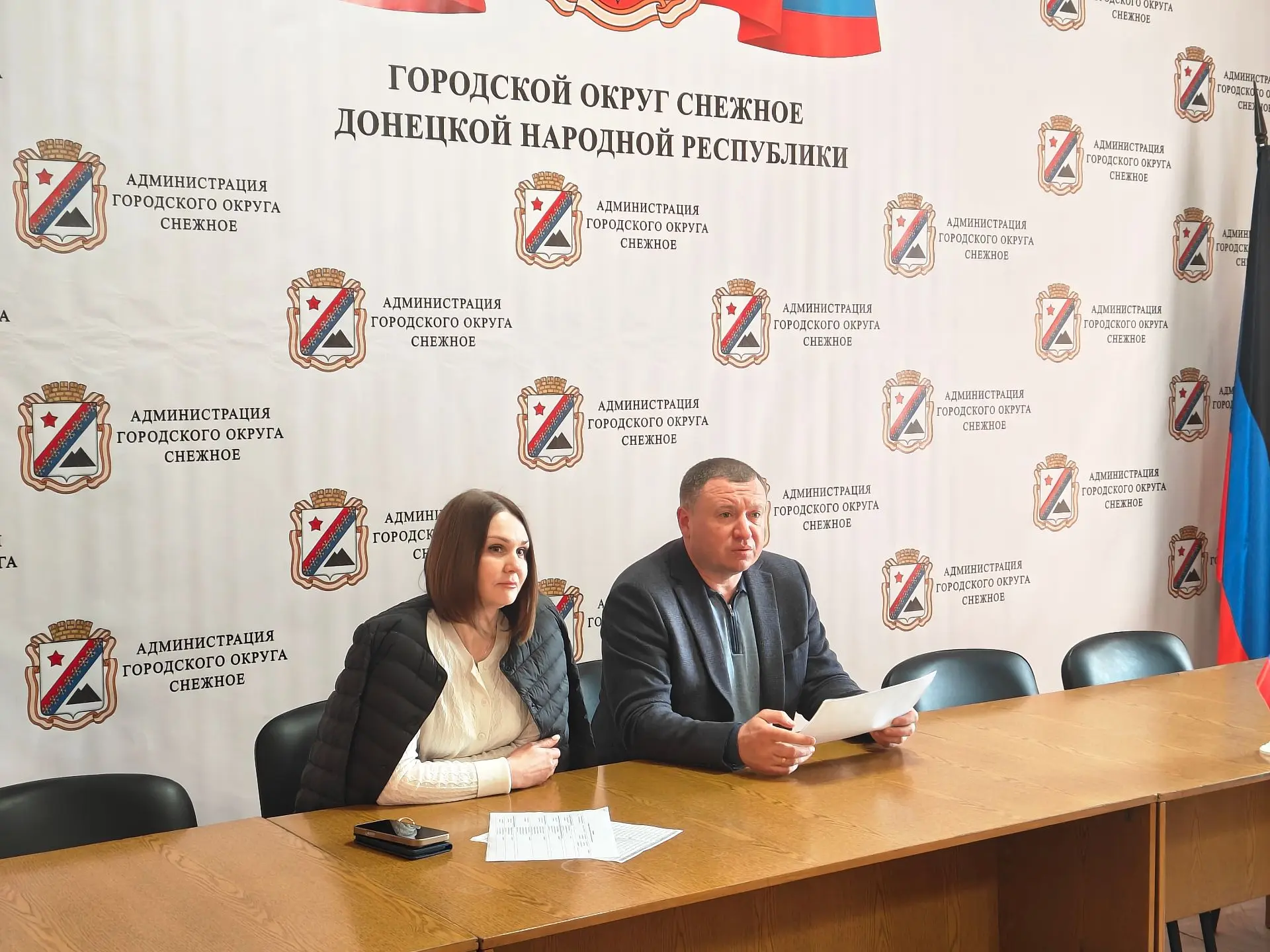 В Снежном прошло заседание комиссии по награждению