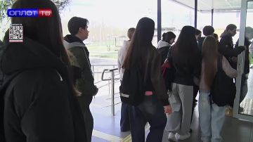 В мире белых халатов: Профессиографическая экскурсия в Волновахскую районную больницу