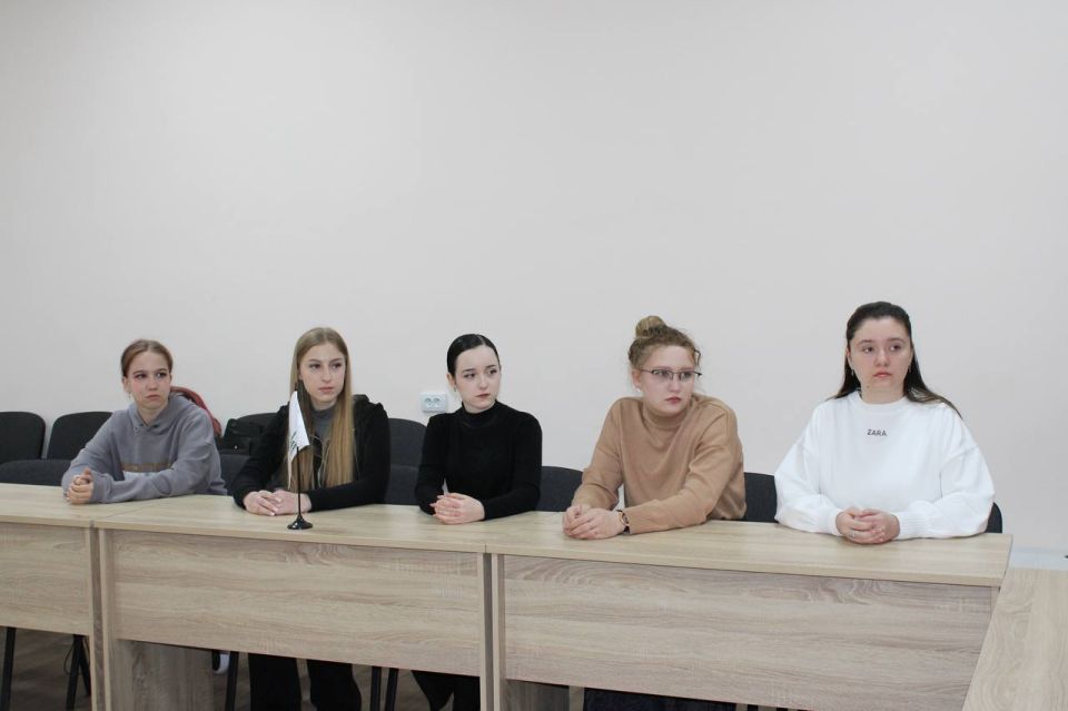 Диалог со студентами. В рамках молодежных общественных приемных провели встречу в АДИ ДонНТУ в Горловке Диалог со студентами. В рамках молодежных общественных приемных провели встречу в АДИ ДонНТУ в Горловке
