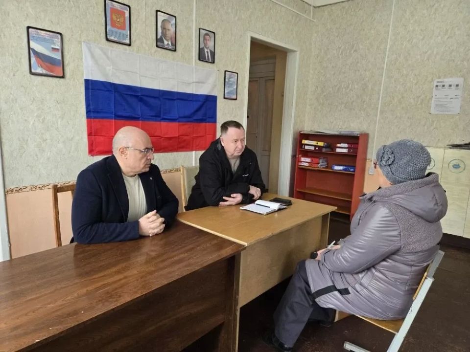 В Дебальцево прошла встреча с ветеранами СВО и семьями погибших бойцов В Дебальцево прошла встреча с ветеранами СВО и семьями погибших бойцов