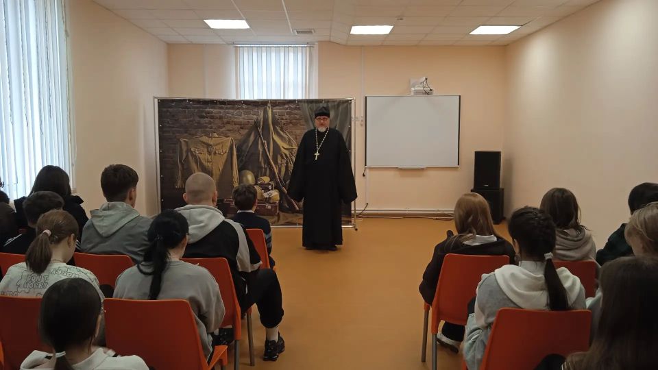 15 апреля в ГБОУ "Школа №2 г.о. Дебальцево" состоялось важное и духовно насыщенное событие 15 апреля в ГБОУ "Школа №2 г.о. Дебальцево" состоялось важное и духовно насыщенное событие