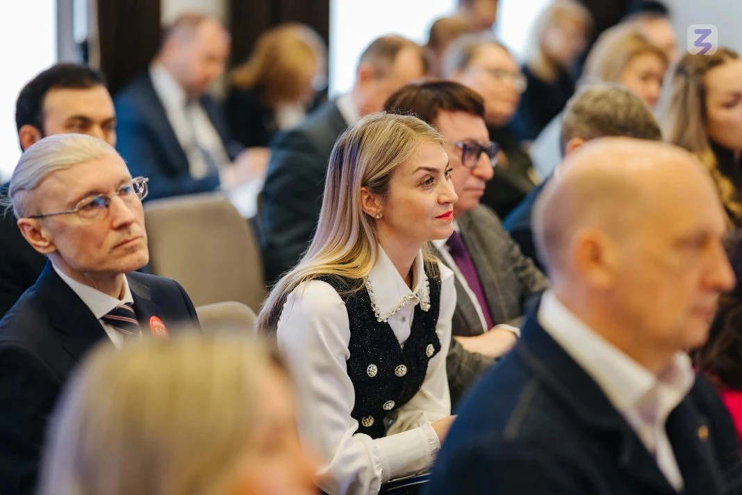 Директор нашего лицея Юлия Юрьева — в числе лидеров образования на стратегической сессии в обществе «Знание» Директор нашего лицея Юлия Юрьева — в числе лидеров образования на стратегической сессии в обществе «Знание»