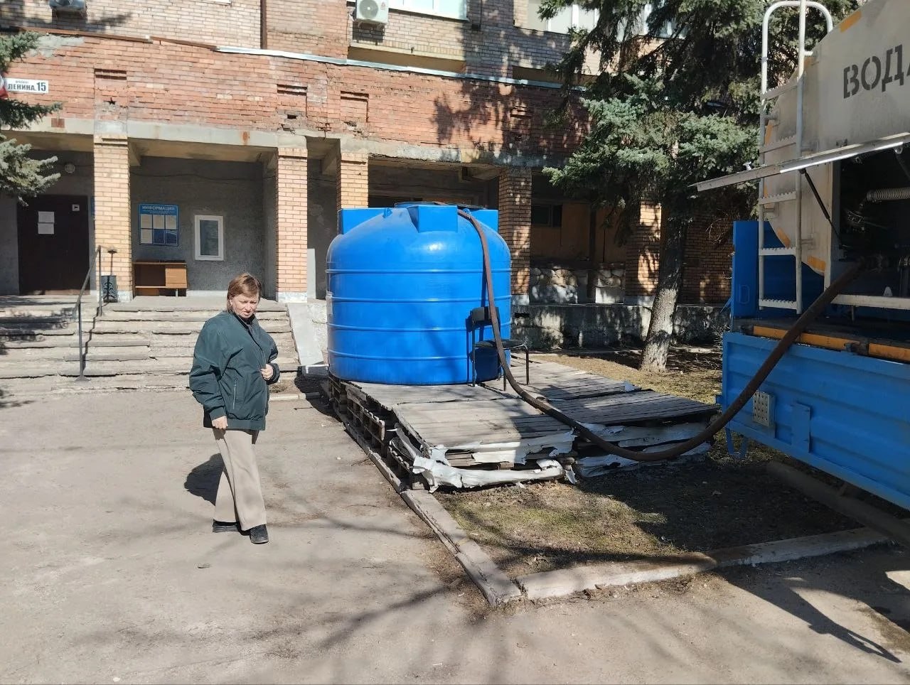 Роман Конев: 15 апреля 2026 года депутаты Горловского городского совета от «Единой России» — Светлана Евсеенко, Павел Калфакчиян, Александр Бобровский, Сергей Третьяков, Николай Гальченко, Андрей Костюк и Алексей Костин —...