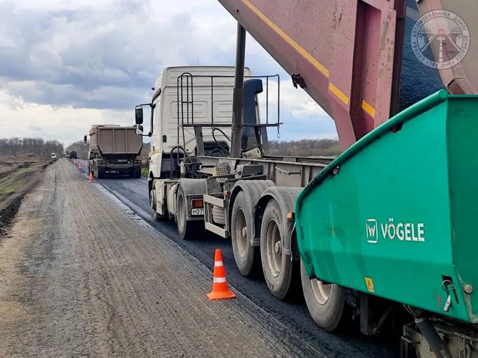 Александр Бондаренко: Дорожные работы набирают темп: уже обновлено около 39 км покрытия на межмуниципальных трассах Александр Бондаренко: Дорожные работы набирают темп: уже обновлено около 39 км покрытия на межмуниципальных трассах