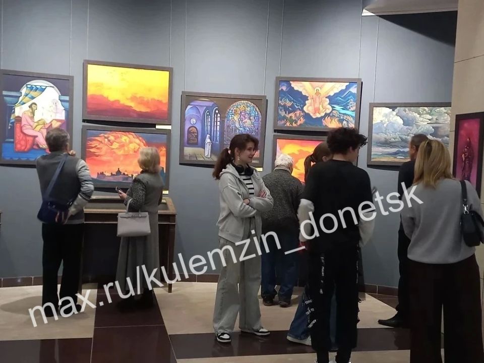 Сегодня, в Международный день культуры, в Художественном музее «Арт-Донбасс» состоялось торжественное открытие выставки «Николай Рерих Сегодня, в Международный день культуры, в Художественном музее «Арт-Донбасс» состоялось торжественное открытие выставки «Николай Рерих