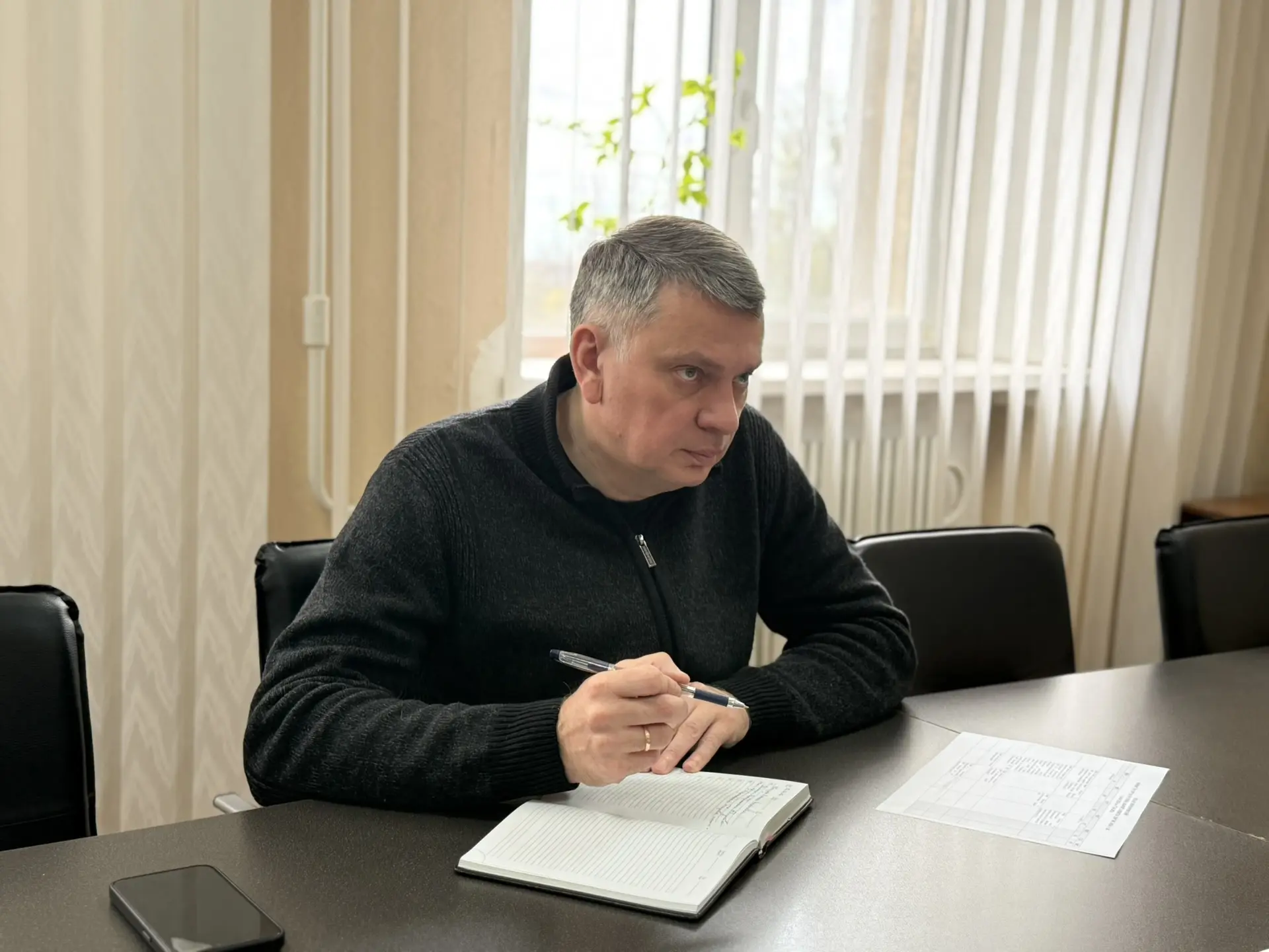 С председателем Донецкой региональной организации Всероссийского общества слепых Леонидом Алексеевичем Бондарем обсудили спектр вопросов, имеющих первостепенное значение для граждан с инвалидностью