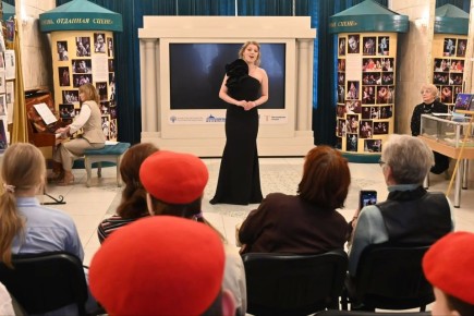 В муздраме Донецка отметили 135-летие Сергея Прокофьева выставкой и концертом