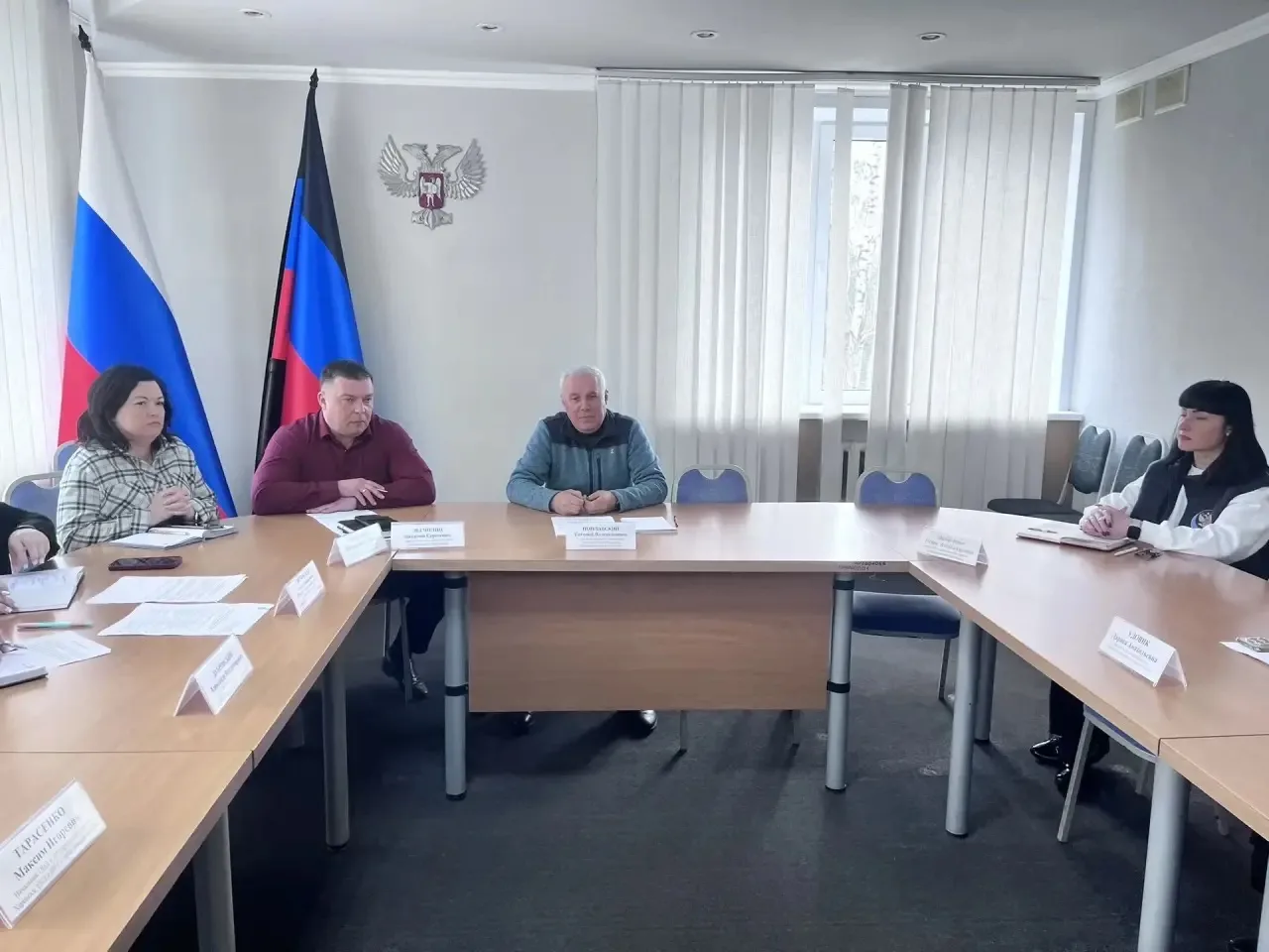 Евгений Поплавский: Вчера провел еженедельное аппаратное совещание с руководителями ведомств и представителями силовых структур