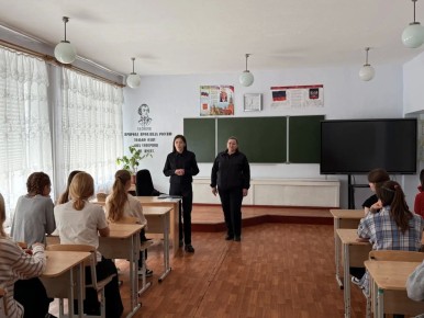 ������ ������������ ����� ���������������� ������ � �����������