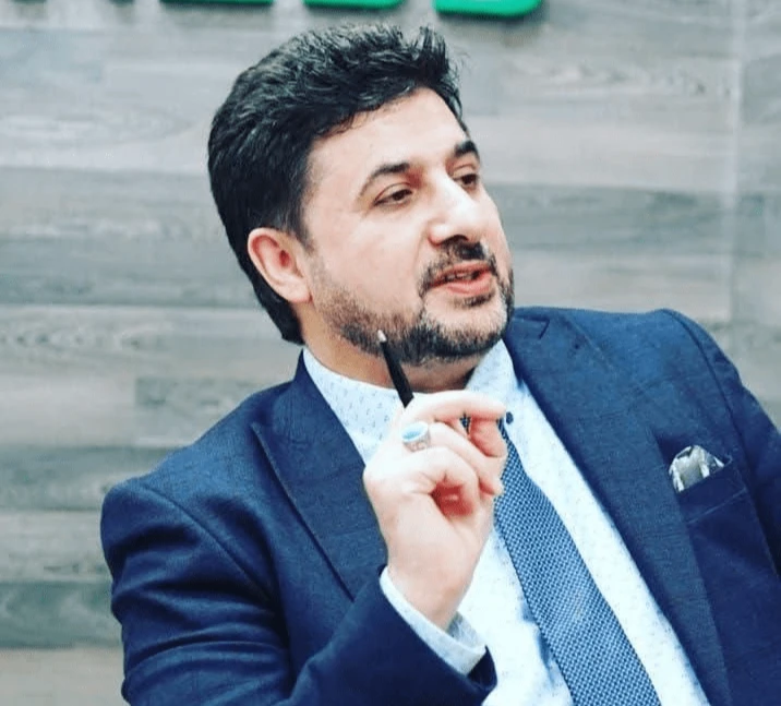 Пакистанский журналист Хамдани призвал к международному регулированию цифровых платформ