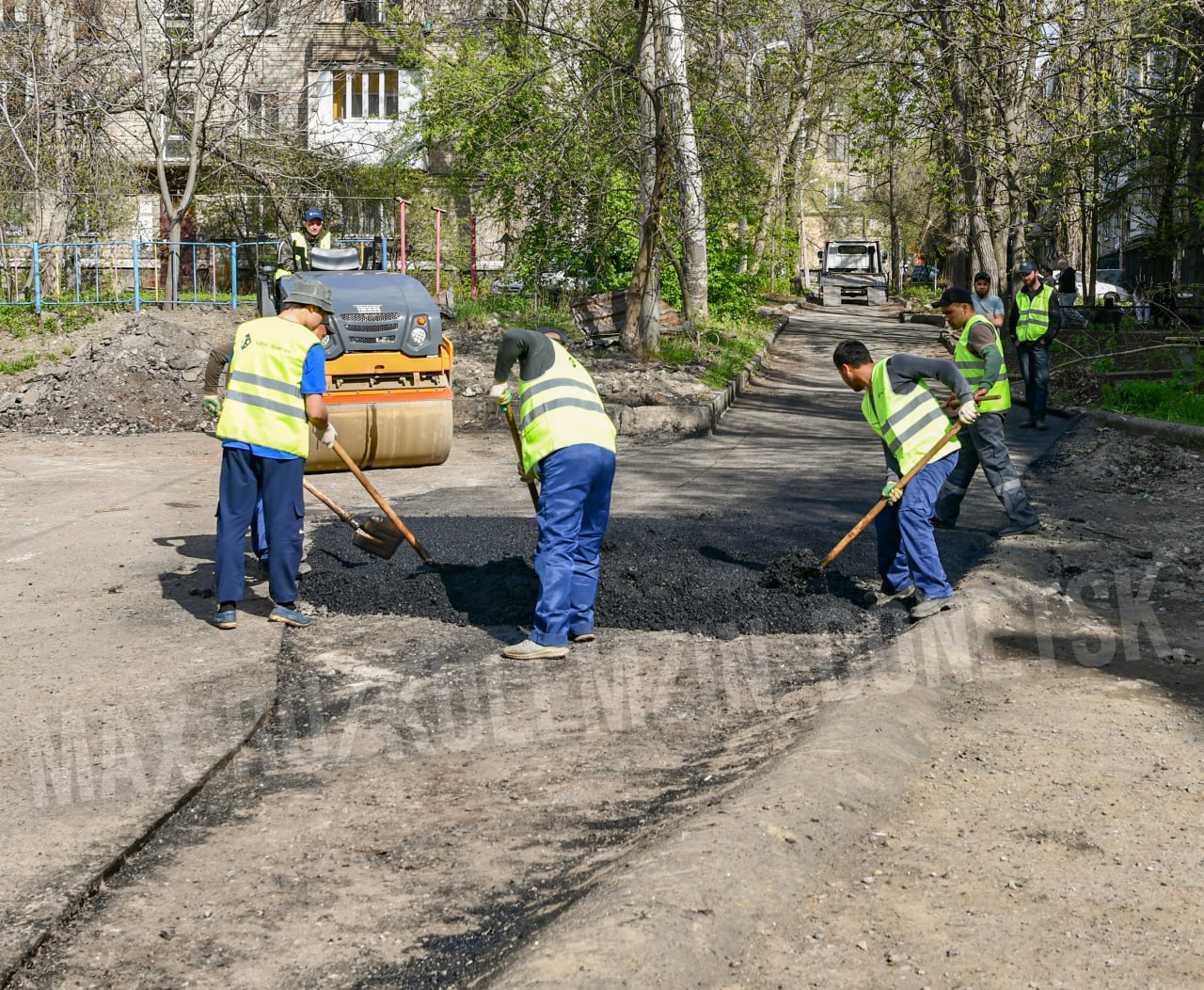 Алексей Кулемзин: В Донецке продолжается обновление внутриквартальных дорог Алексей Кулемзин: В Донецке продолжается обновление внутриквартальных дорог